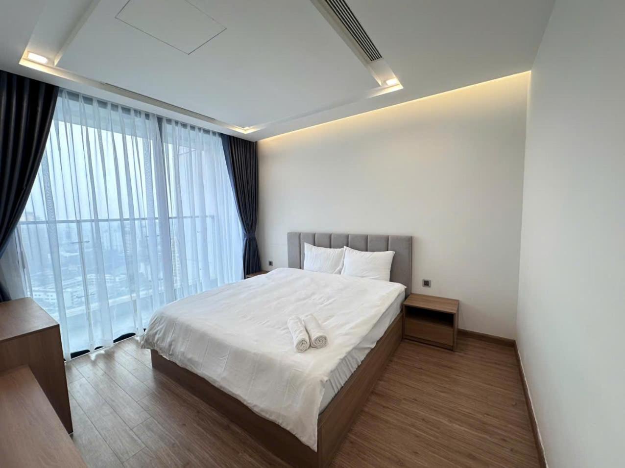 Luxury Apartment In Vinhomes Metropolis Hanoi Exterior photo